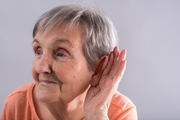 علل کم شنوایی ناشی از افزایش سن و پیرگوشی